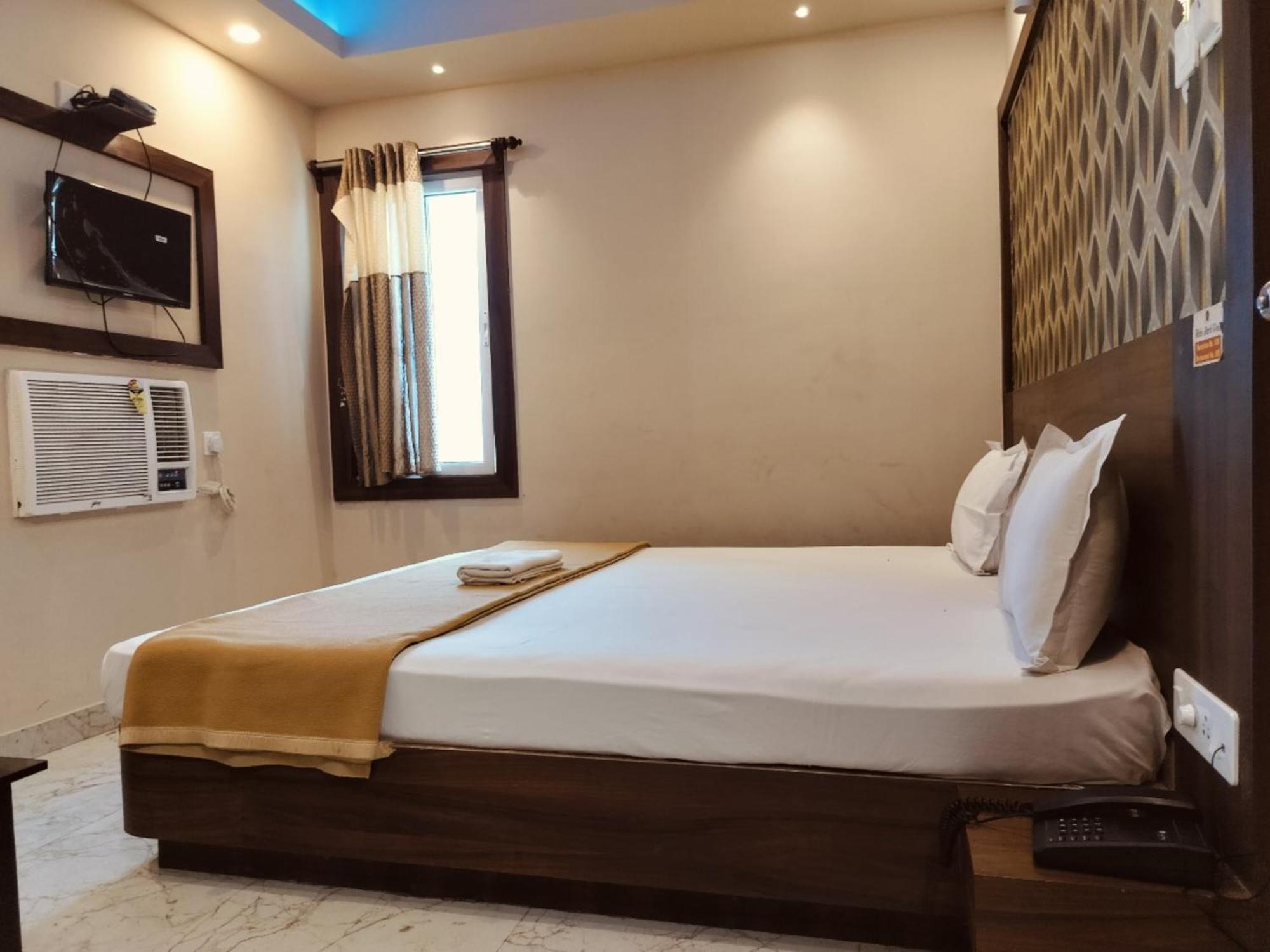 Hotel Park View - Lift Facilities- Near Sea Beach Best Choice Of Travellers By Morservices Puri Exterior foto
